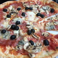 Pizzeria Grundstein Made In Italy food