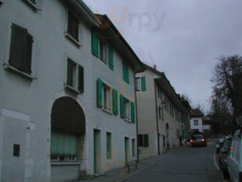 La Mairie outside