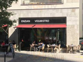 Café Vegibistro Enzian food