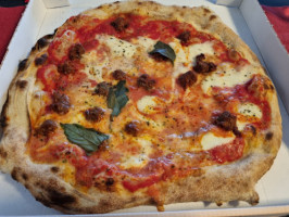 Pizzeria Ausonia food