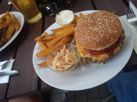 Mac Gowan`s Irish Pub food