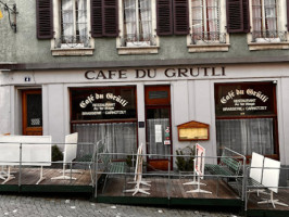 Cafe Du Grutli outside