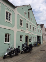 Historischer Gasthof Stirzer, Familie Hierl outside