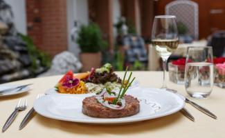 Gasthof zum goldenen Löwen & Hotel Emmental food