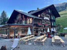 Restaurant Waldrand Pochtenalp outside