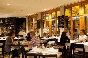 Restaurant Atelier im Teufelhof food