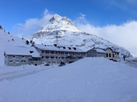 Gasthaus Und Hotel Berninahaus food