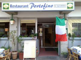 Ristorante Portofino inside