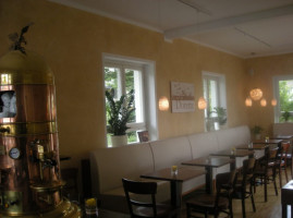 Cafe Dorette inside