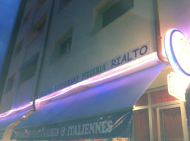 Le Rialto inside