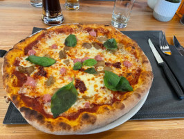 Pizzeria Stiva Ursus food