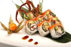 Eat Sushi & More  food