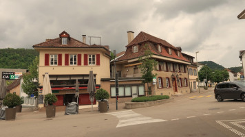 Restaurant Neuhaus outside