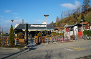 McDonald's Restaurant outside