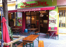 Burgersteig inside