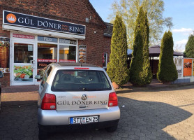 Gül Döner & Pizza King outside