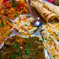 Tandoor - Indisches Restaurant food