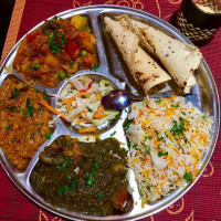 Tandoor - Indisches Restaurant food