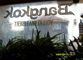 Restaurant Bangkok outside