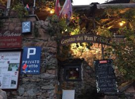 Grotto Del Pan Perdü food