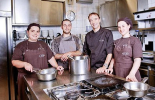 Auberge De La Gare food