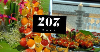 207 Café food