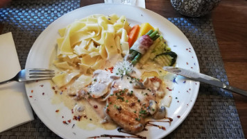 Gasthaus zur Blume GmbH food