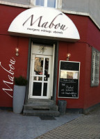 Mabou outside