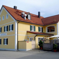 Gasthof Zum Maurerwirt outside