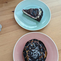 Ausnahmsweise Café Für Vegane, Glutenfreie Kuchen inside