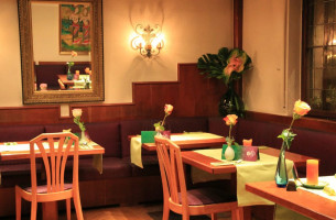 Restaurant Thai-Palast inside