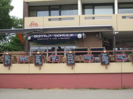 Bistro Schulz food