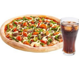 World of Pizza food