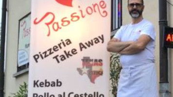 Pizzeria Take Away Passione inside