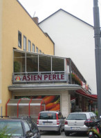 Asien Perle outside