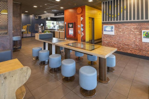 McDonald`s inside