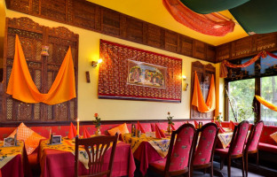 Indisches Restaurant Delhi  inside