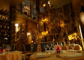 La Grotta food