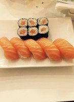 Akiko Sushi food