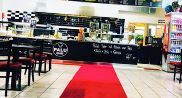 Palu Grill food