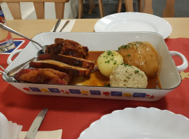 Gasthaus Pram food