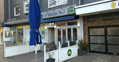 Kleine Kneipe No.1 outside