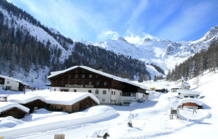 Schlickeralm outside