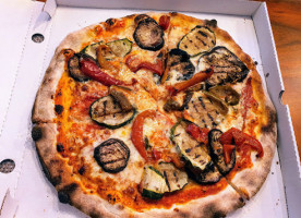 Die Pizza Italia food