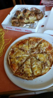 Pizza Laola food