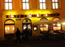 Cafe Frauenhuber inside