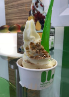 Llao Llao Montreux food