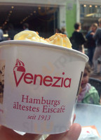 Eiscafe Venezia food