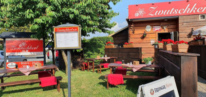 Tennis Pub am Exerzierplatz food