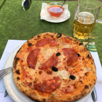 Pizzeria Romana food